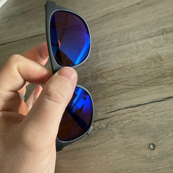 Enchroma kids Twain colorblind glasses mild deutan - Picture 2 of 5